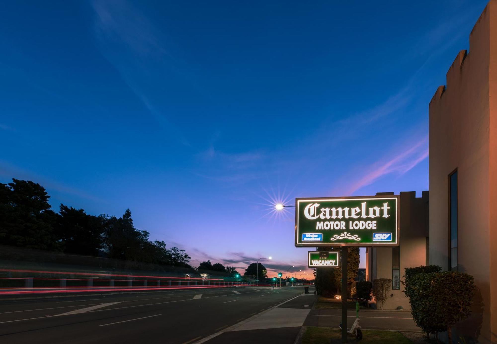 Camelot Motor Lodge And Conference Centre Палмерстон-Норт Экстерьер фото